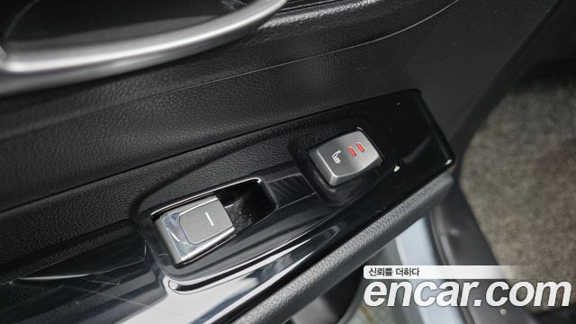KG Mobility (SsangYong) Beautiful Korando Gasoline 1.5 2WD C5 Plus 2020 — фото 17