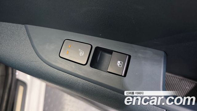Kia Niro Signature 2022 — фото 17