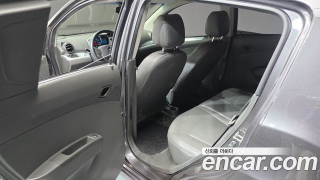 Chevrolet Spark LT Standard 2014 — фото 11