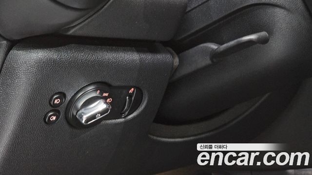 MINI Cooper 5Door Standard 3rd 2019 — фото 14