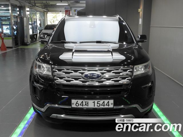 Ford Explorer 2.3 Limited 4WD 5th 2019 — фото 3