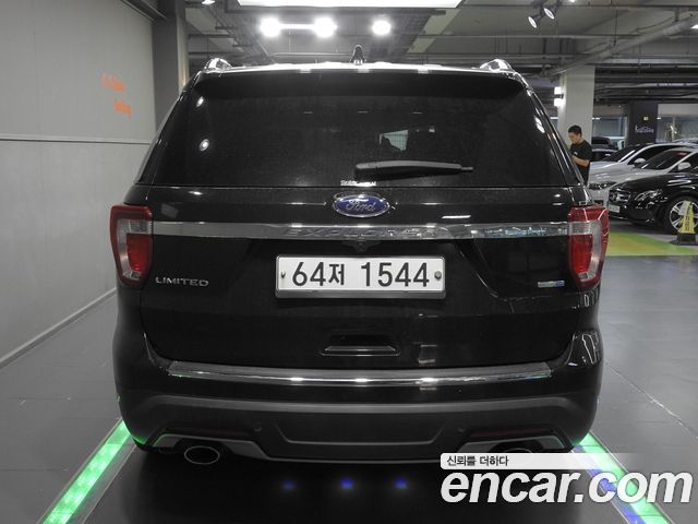 Ford Explorer 2.3 Limited 4WD 5th 2019 — фото 4