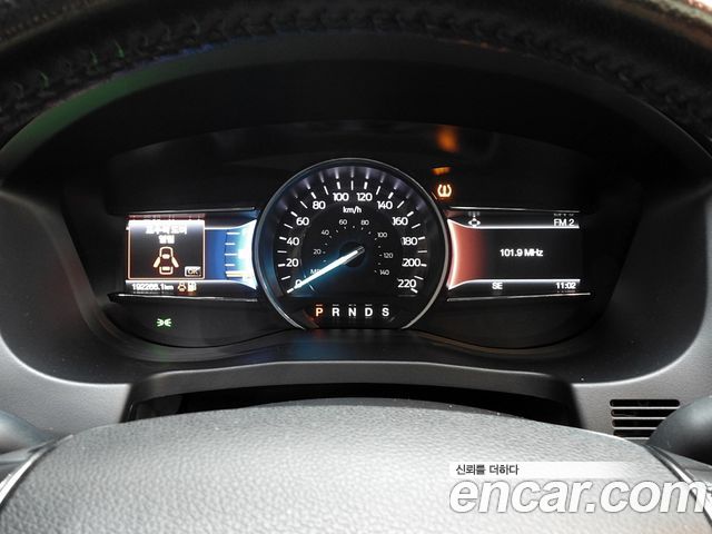 Ford Explorer 2.3 Limited 4WD 5th 2019 — фото 8