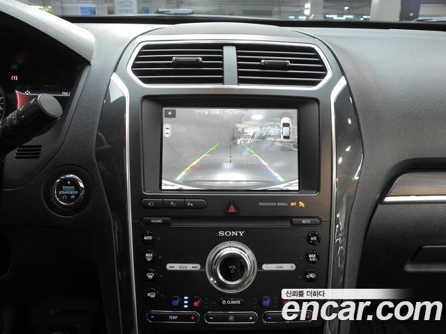Ford Explorer 2.3 Limited 4WD 5th 2019 — фото 21