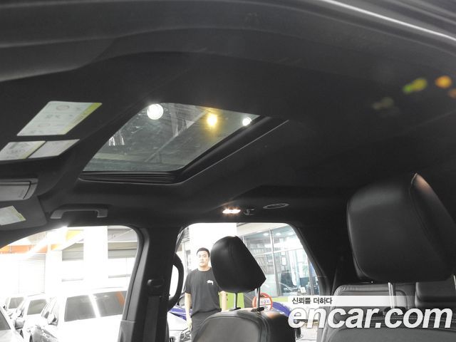 Ford Explorer 2.3 Limited 4WD 5th 2019 — фото 23