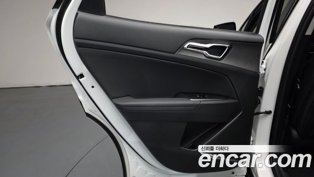 Kia Sportage (V) Gasoline 1.6 Turbo 2WD Signature 2026 — фото 25