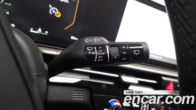 Kia Sportage (V) Gasoline 1.6 Turbo 2WD Signature 2026 — фото 29