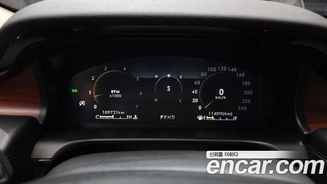 Lincoln Aviator (II) 3.0 Reserve  AWD 2021 — фото 8