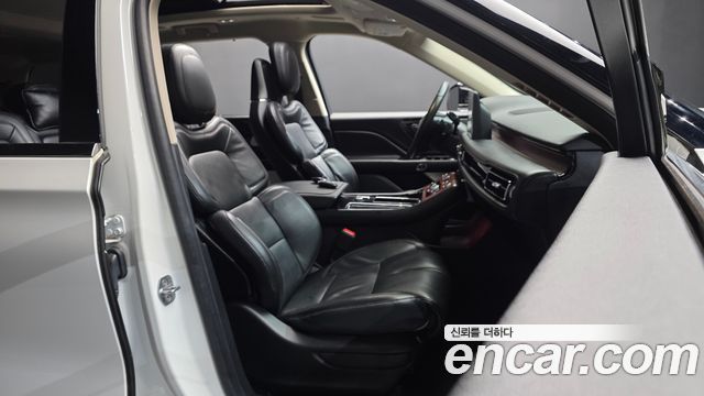 Lincoln Aviator (II) 3.0 Reserve  AWD 2021 — фото 26