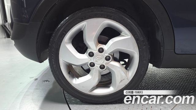 KG Mobility (SsangYong) Tivoli LX 2WD DLX 2015 — фото 5
