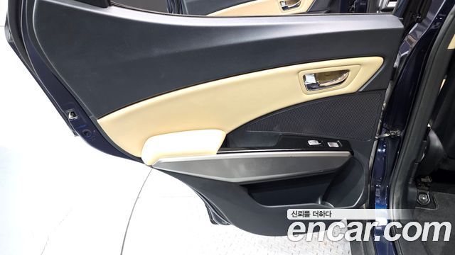 KG Mobility (SsangYong) Tivoli LX 2WD DLX 2015 — фото 25