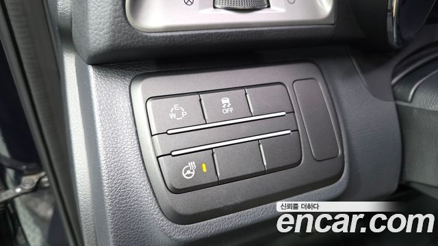KG Mobility (SsangYong) Tivoli LX 2WD DLX 2015 — фото 27