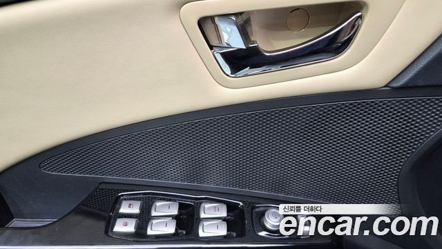 KG Mobility (SsangYong) Tivoli LX 2WD DLX 2015 — фото 33