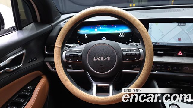 Kia Sportage (V) Gasoline 1.6 Turbo 2WD Signature 2023 — фото 13