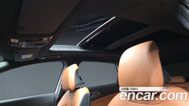 Kia Sportage (V) Gasoline 1.6 Turbo 2WD Signature 2023 — фото 17