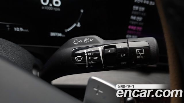 Kia Sportage (V) Gasoline 1.6 Turbo 2WD Signature 2023 — фото 19