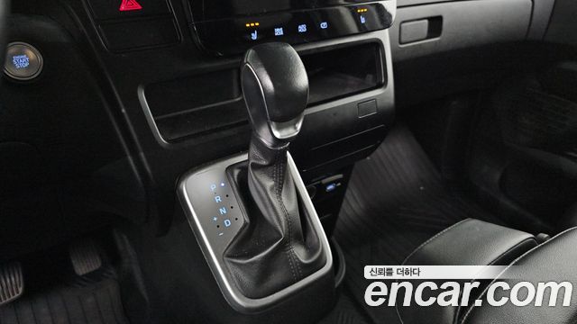 Hyundai Staria Cargo 3-Seater Modern 2022 — фото 9