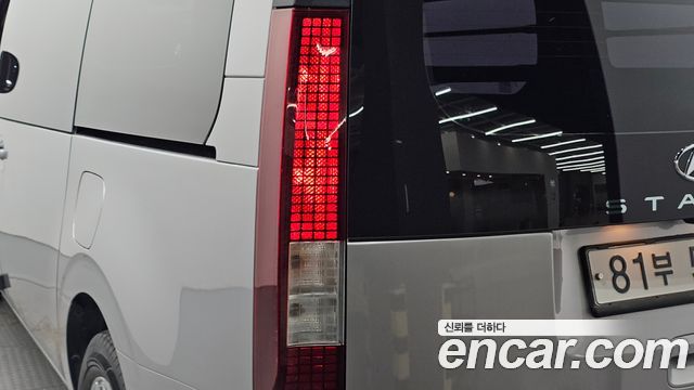 Hyundai Staria Cargo 3-Seater Modern 2022 — фото 23