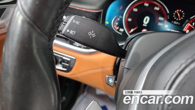 BMW 7 Series (G11) M760Li xDrive 2017 — фото 29