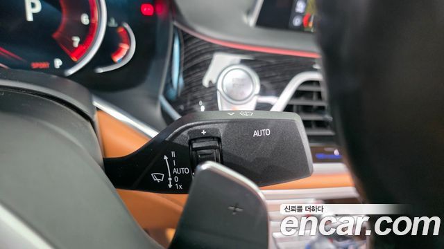 BMW 7 Series (G11) M760Li xDrive 2017 — фото 30