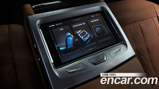 BMW 7 Series (G11) M760Li xDrive 2017 — фото 33