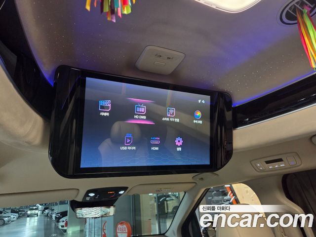 Kia Carnival (IV) Gasoline 7-Seater Hi Limousine Signature 2025 — фото 23