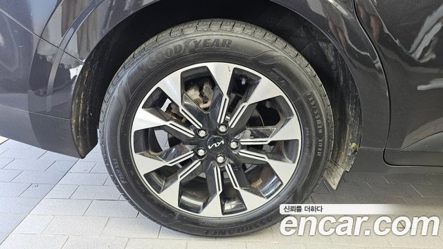 Kia Carnival (IV) Gasoline 7-Seater Noblesse 2023 — фото 5