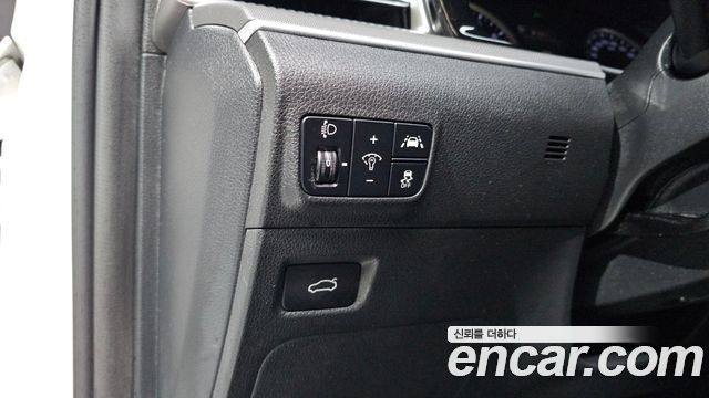 Kia K5 (III) 2.0 Prestige 2021 — фото 14