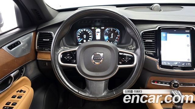 Volvo XC90 (II) D5 Inscription 2017 — фото 13