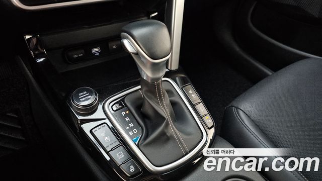 Kia Seltos Gasoline 1.6 Turbo 2WD Signature 2022 — фото 9