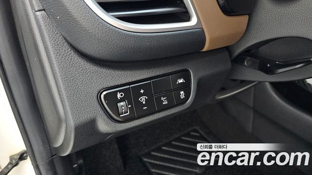 Kia Seltos Gasoline 1.6 Turbo 2WD Signature 2022 — фото 17