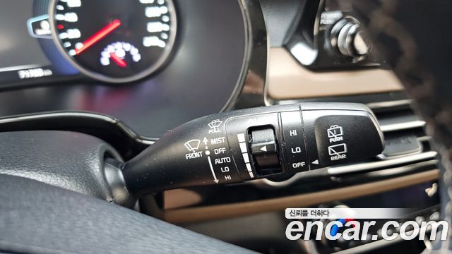 Kia Seltos Gasoline 1.6 Turbo 2WD Signature 2022 — фото 29