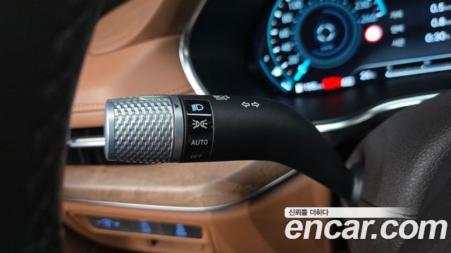 Genesis G80 (RG3) Gasoline 2.5 Turbo AWD 2022 — фото 33