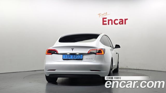 Tesla Model 3 Long Range AWD 2022 — фото 4
