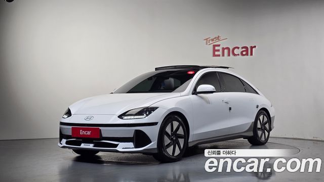 Hyundai Ioniq 6 Long Range Exclusive + 2023 — фото 1