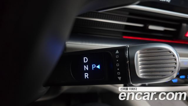 Hyundai Ioniq 6 Long Range Exclusive + 2023 — фото 9