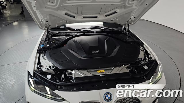 BMW i4 eDrive40 M Sports 2025 — фото 6