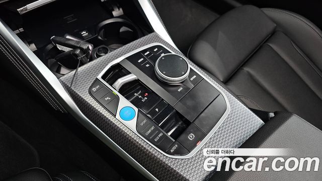 BMW i4 eDrive40 M Sports 2025 — фото 9