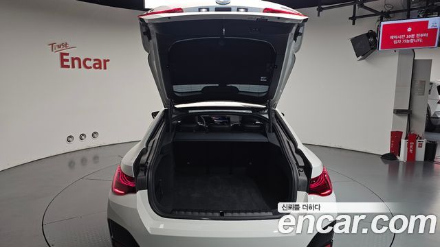 BMW i4 eDrive40 M Sports 2025 — фото 20