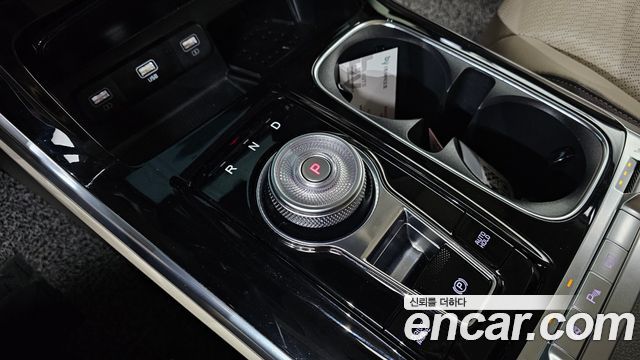 Kia Carnival (IV) Gasoline 9-Seater Signature 2023 — фото 9