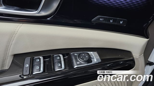 Kia Carnival (IV) Gasoline 9-Seater Signature 2023 — фото 12