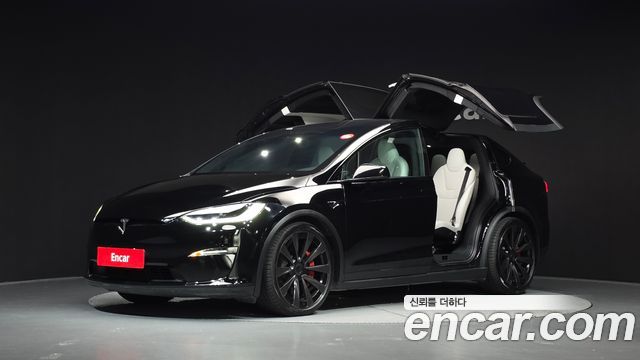 Tesla Model X Plaid