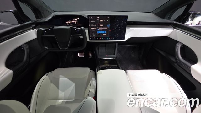 Tesla Model X Plaid 2023 — фото 7
