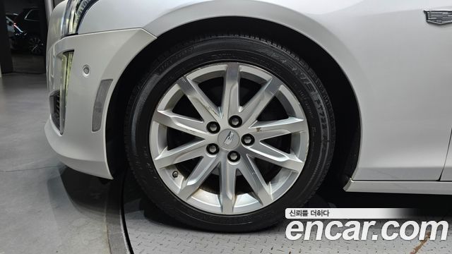 Cadillac CTS (III) 2.0 Premium 2015 — фото 5