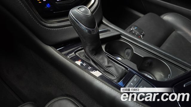 Cadillac CTS (III) 2.0 Premium 2015 — фото 9