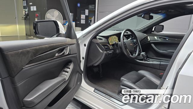 Cadillac CTS (III) 2.0 Premium 2015 — фото 10