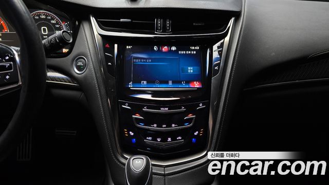 Cadillac CTS (III) 2.0 Premium 2015 — фото 14