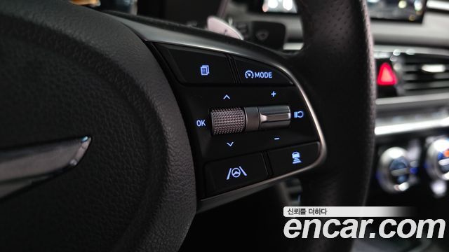 Genesis G70 Gasoline 2.0T 2WD 2023 — фото 17