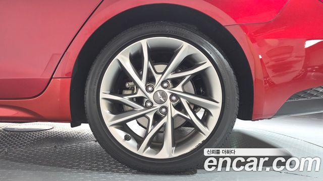 Genesis G70 Gasoline 2.0T 2WD 2023 — фото 21