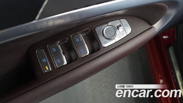 Genesis G70 Gasoline 2.0T 2WD 2023 — фото 34